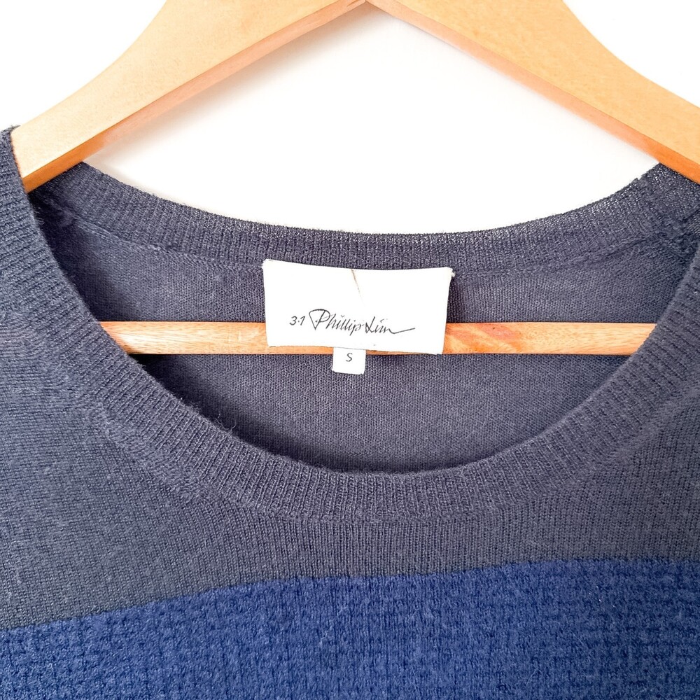 3:1 Phillip Lim Women’s Sweater Wool Sequin Size SMALL Navy Elegant Merino Wool - Picture 7 of 11